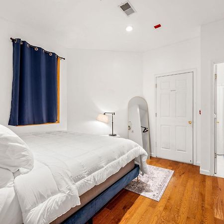 Charming Home In Heart of City With King Size Bed! Philadelphia Exterior photo